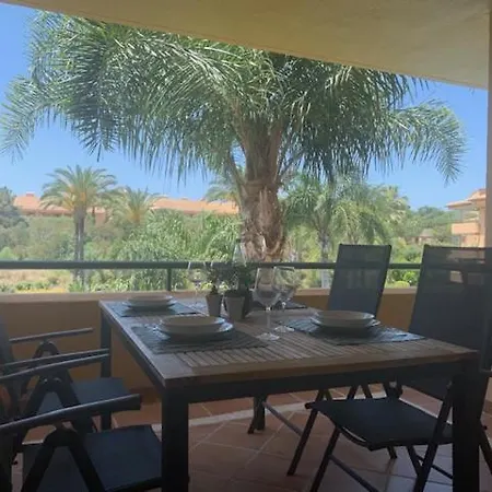 Golf & .apto 2 Bedroom Santa Maria Golf *