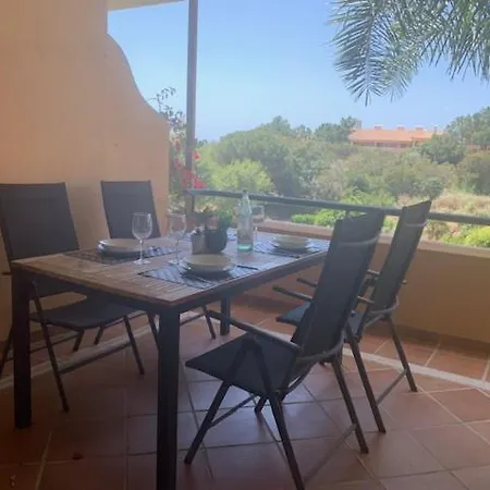 Golf & .apto 2 Bedroom Santa Maria Golf Apartment *