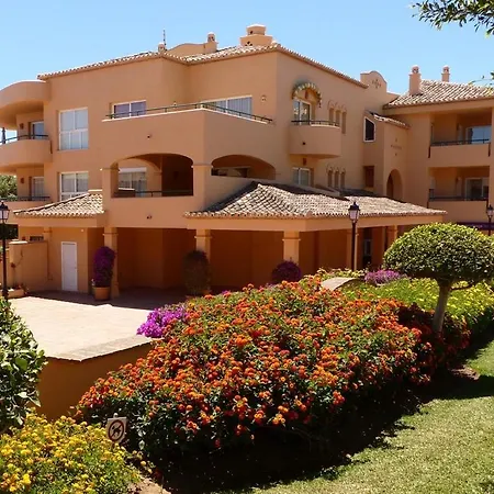 Golf & .apto 2 Bedroom Santa Maria Golf